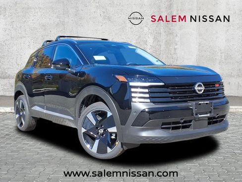 New 2026 Nissan Kicks SR w/ Cold Weather Package image 1