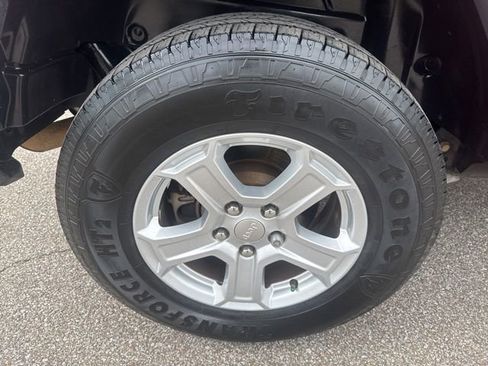 Used 2018 Jeep Wrangler Unlimited Sport S image 14