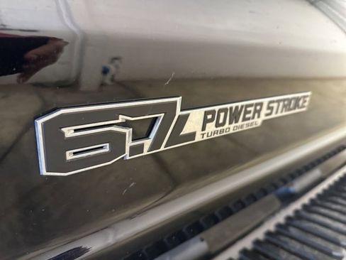 Used 2025 Ford F250 XLT image 42