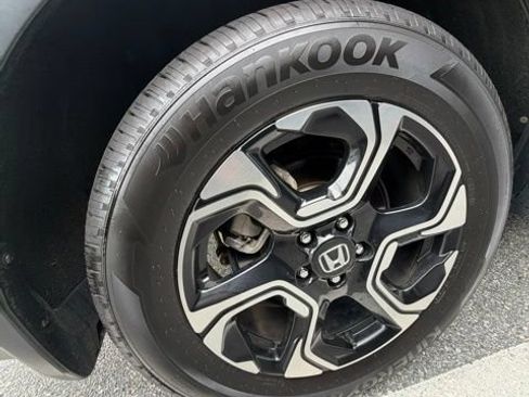 Used 2019 Honda CR-V Touring image 7