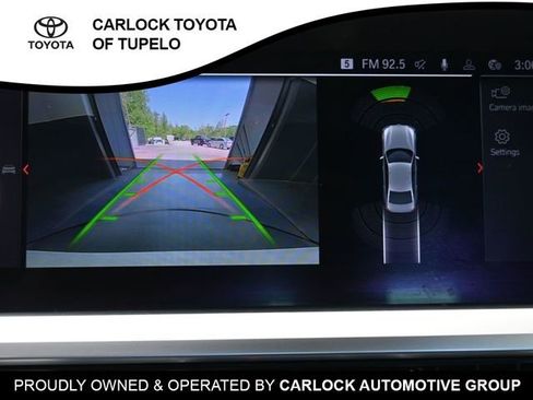 Used 2021 BMW 330i Sedan w/ Convenience Package image 12