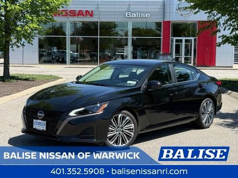 New 2026 Nissan Altima 2.5 SV FWD image 1