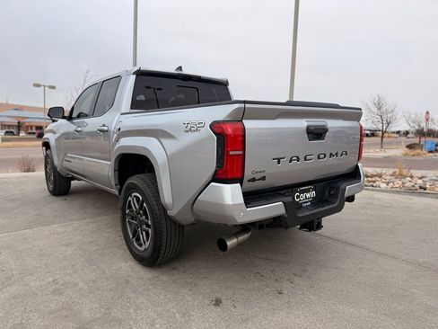 Used 2026 Toyota Tacoma TRD Sport w/ TRD Sport Premium Package image 5