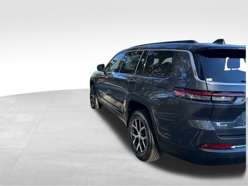 New 2025 Jeep Grand Cherokee L Limited w/ Luxury Tech Group II image 4