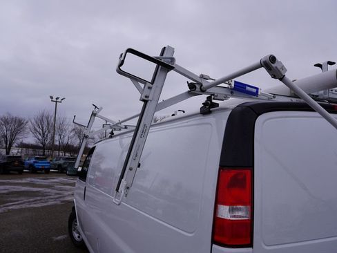 Used 2025 Chevrolet Express 2500 Extended w/ Communications Package image 16