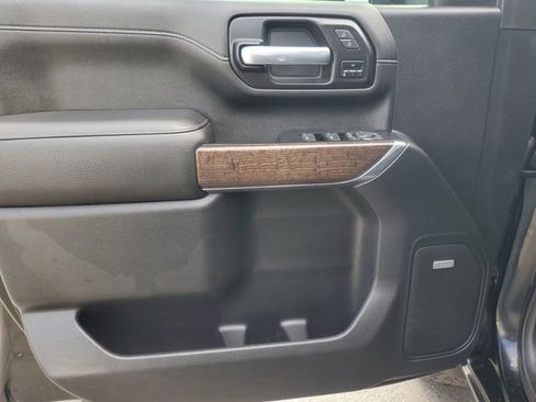 Used 2022 GMC Sierra 2500 Denali image 13