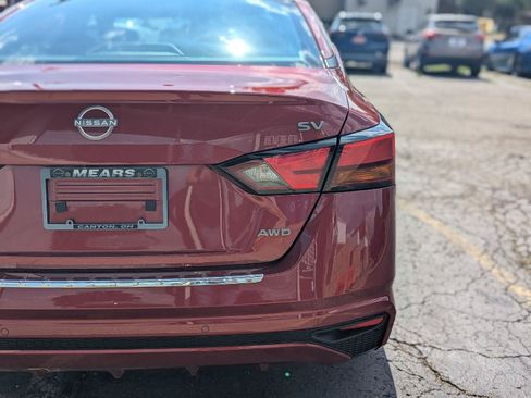 Used 2023 Nissan Altima 2.5 SV AWD/4WD image 9