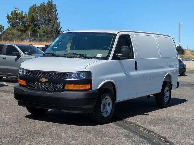 New 2026 Chevrolet Express 2500 RWD image 4