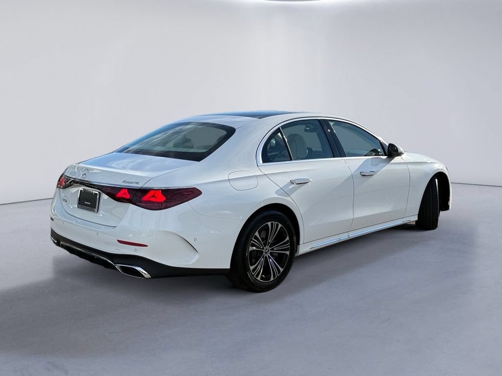 New 2026 Mercedes-Benz E 350 4MATIC Sedan image 4
