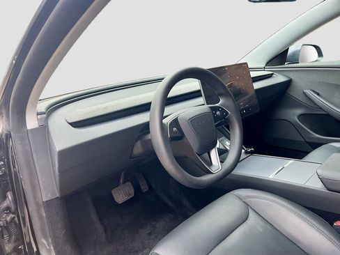 Used 2025 Tesla Model 3 Long Range RWD image 9