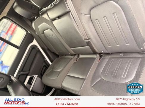 Used 2020 Land Rover Defender 110 SE AWD/4WD image 17