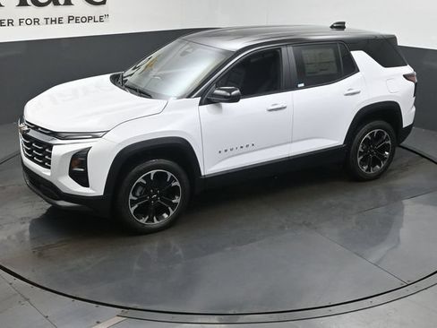 New 2026 Chevrolet Equinox LT w/ Convenience Package II FWD image 22