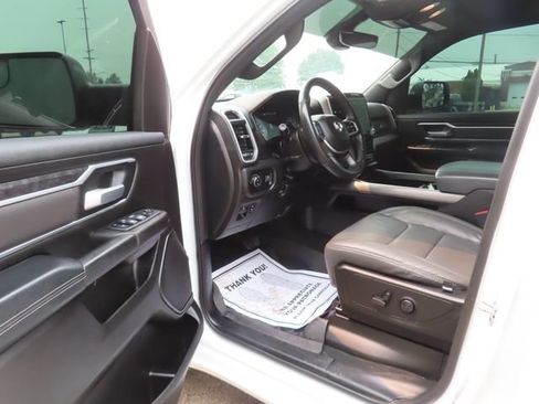 Used 2023 RAM 1500 Big Horn AWD/4WD image 18