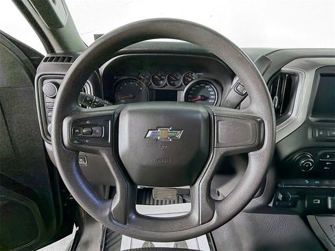 Used 2020 Chevrolet Silverado 1500 Custom Trail Boss w/ Custom Convenience Package image 11