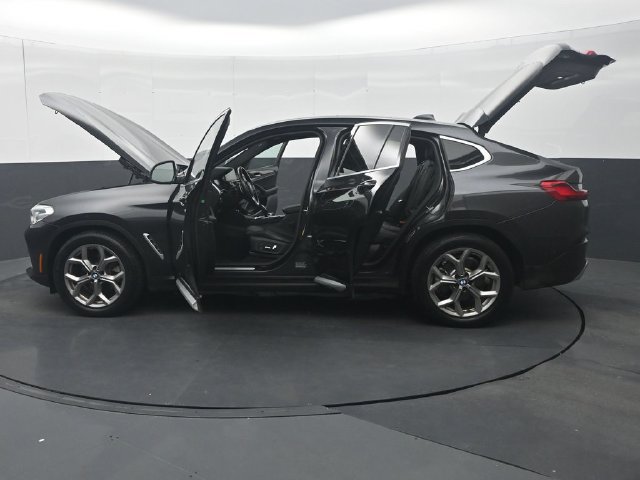 Used 2021 BMW X4 xDrive30i AWD/4WD image 38