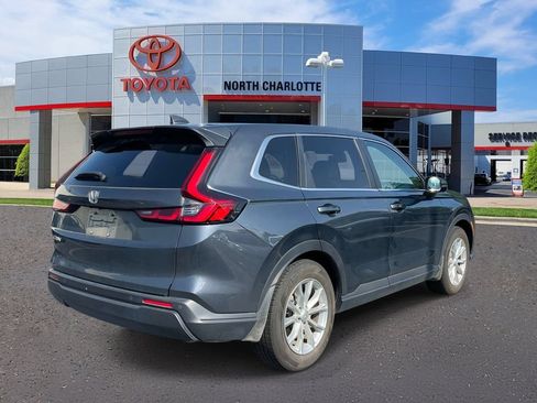 Used 2025 Honda CR-V EX-L image 8