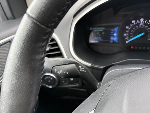 Used 2021 Ford Edge SEL FWD image 19