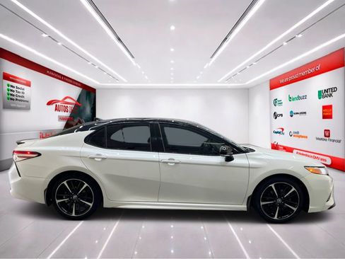 Used 2020 Toyota Camry XSE w/ Carpet Mat Package FWD image 9
