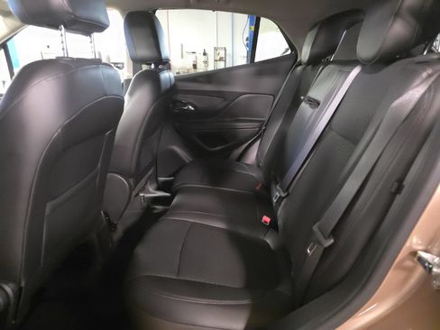 Used 2019 Buick Encore Preferred FWD image 5