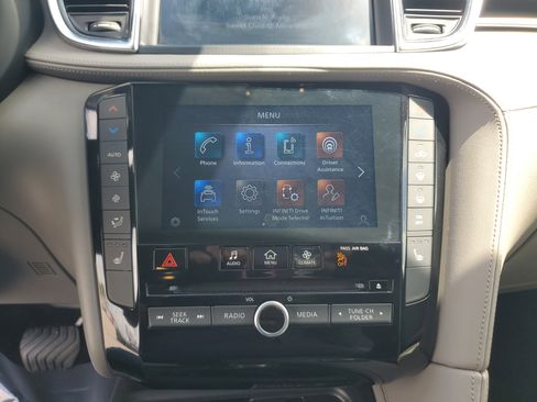Used 2024 INFINITI QX50 Luxe FWD image 24