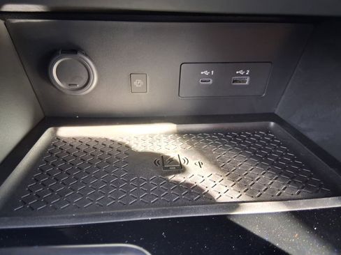New 2026 Nissan Pathfinder Platinum w/ Cargo Package FWD image 19