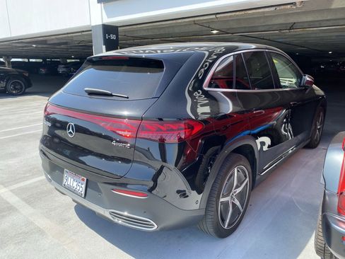 Used 2023 Mercedes-Benz EQE 500 4MATIC SUV image 3