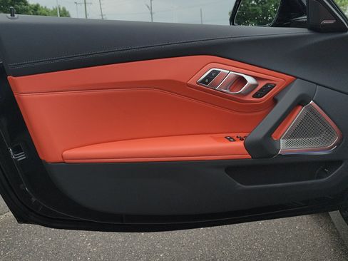 New 2026 BMW Z4 M40i w/ Premium Package RWD image 15