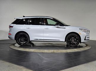 New 2025 Lincoln Corsair Reserve w/ Jet Appearance Package AWD/4WD video 3