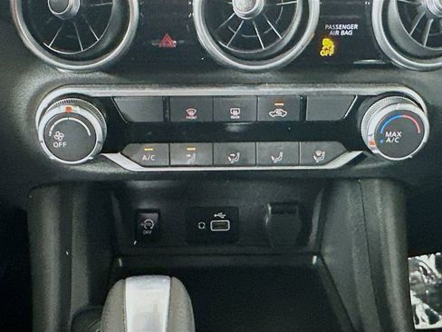 Used 2025 Nissan Sentra S image 16