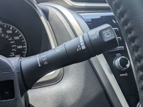 Used 2023 Nissan Murano SL w/ SL Moonroof Package FWD image 30