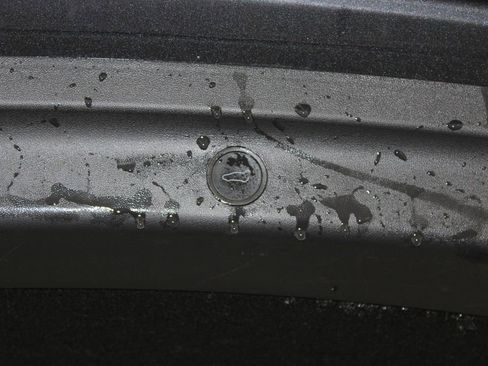 Used 2024 Tesla Model Y Long Range image 16