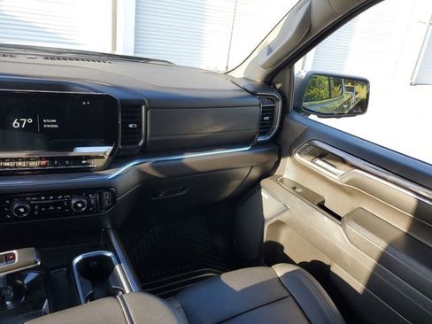Used 2024 Chevrolet Silverado 1500 LTZ w/ Technology Package AWD/4WD image 15