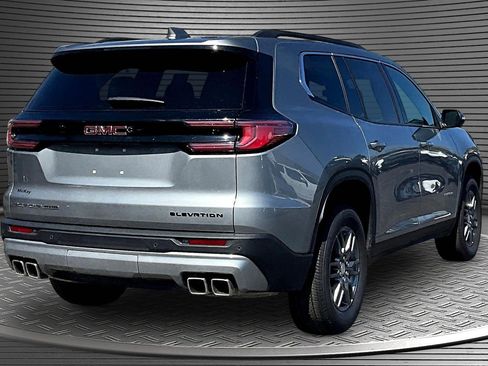 Used 2025 GMC Acadia Elevation image 6
