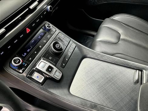 Used 2024 Hyundai Palisade Limited image 15