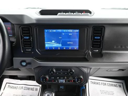 Used 2022 Ford Bronco Black Diamond AWD/4WD image 16