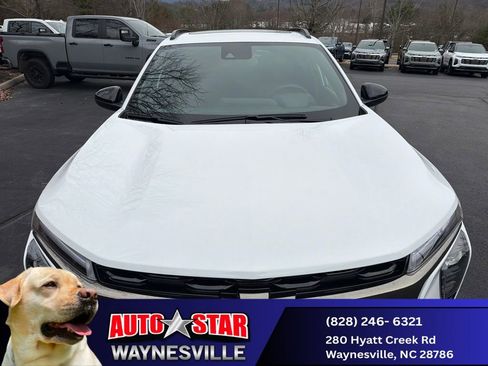 New 2026 Chevrolet Trax RS w/ Sunroof Package image 9