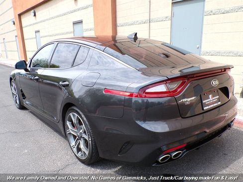 Used 2018 Kia Stinger GT RWD image 8