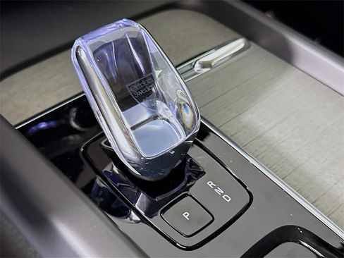 New 2026 Volvo V60 B5 Cross Country Ultra w/ Climate Package image 17