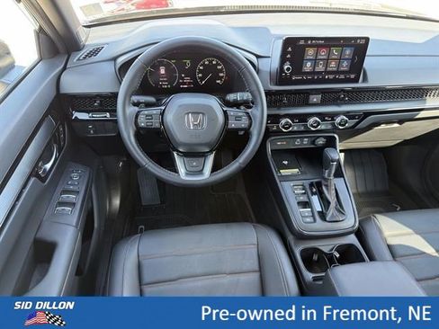 Used 2025 Honda CR-V Sport Touring image 9