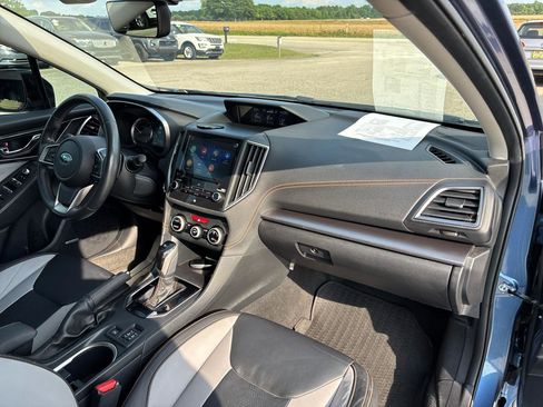 Used 2019 Subaru Crosstrek 2.0i Limited w/ Moonroof Package w/Navigation AWD/4WD image 27