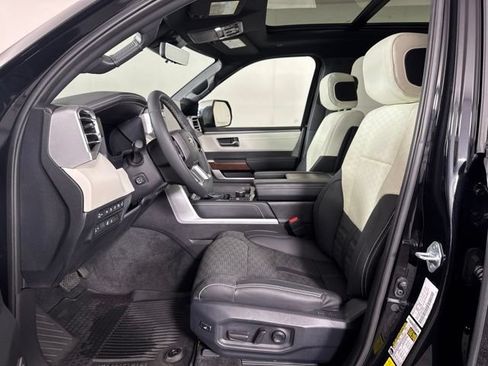 Used 2025 Toyota Tundra Capstone AWD/4WD image 11