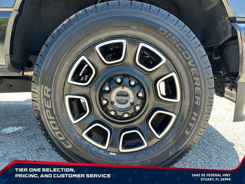 Used 2023 Ford F250 Platinum AWD/4WD image 23