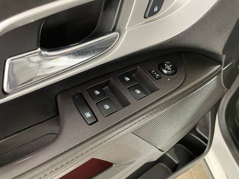 Used 2017 Chevrolet Equinox LT w/ Convenience Package AWD/4WD image 19