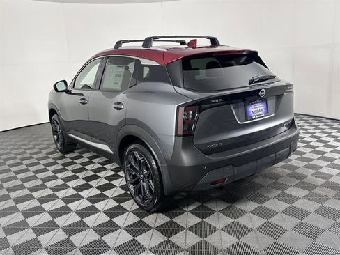 New 2025 Nissan Kicks SR image 6