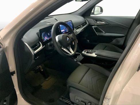New 2026 BMW X1 xDrive28i w/ Technology Package AWD/4WD image 8