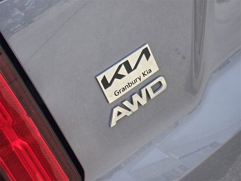 Used 2021 Kia Sorento SX Prestige image 10