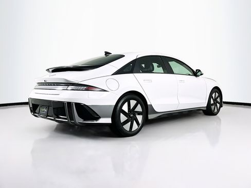 Used 2024 Hyundai Ioniq 6 SE image 9