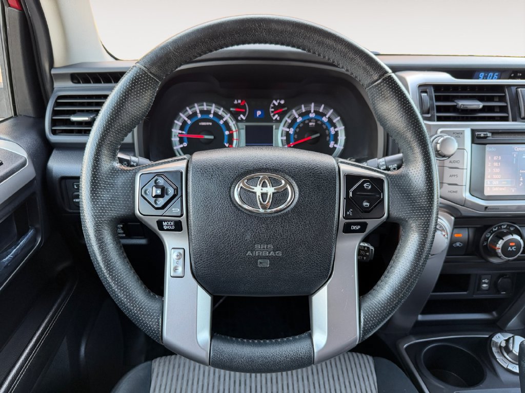 Used 2015 Toyota 4Runner SR5 AWD/4WD image 23