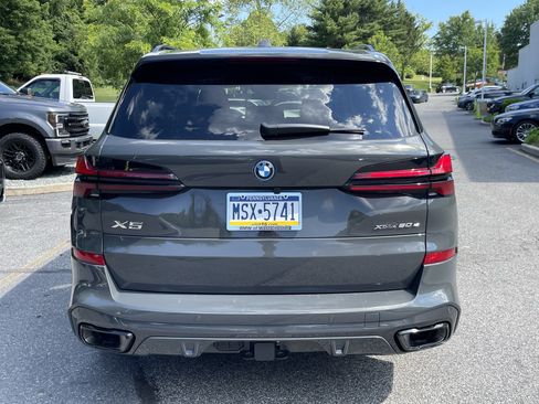Used 2026 BMW X5 xDrive50e w/ M Sport Package AWD/4WD image 5