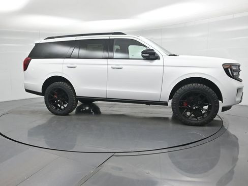 New 2025 Ford Expedition Platinum w/ Stealth Performance Package image 24
